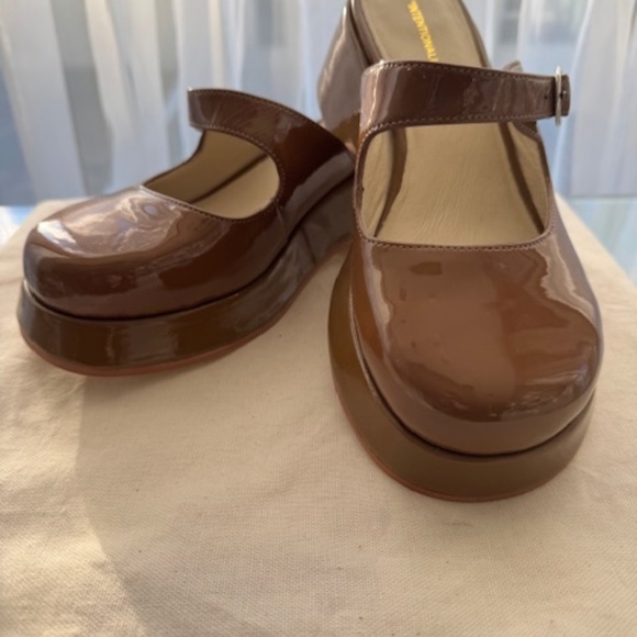 INTENTIONALLY BLANK Mary Jane Mules 'NEW' Brown Patent Leather - US 7 - Picture 6 of 9